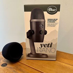 Blue Yeti Nano Premium Microphone, Shadow Grey Plus Pop Filter
